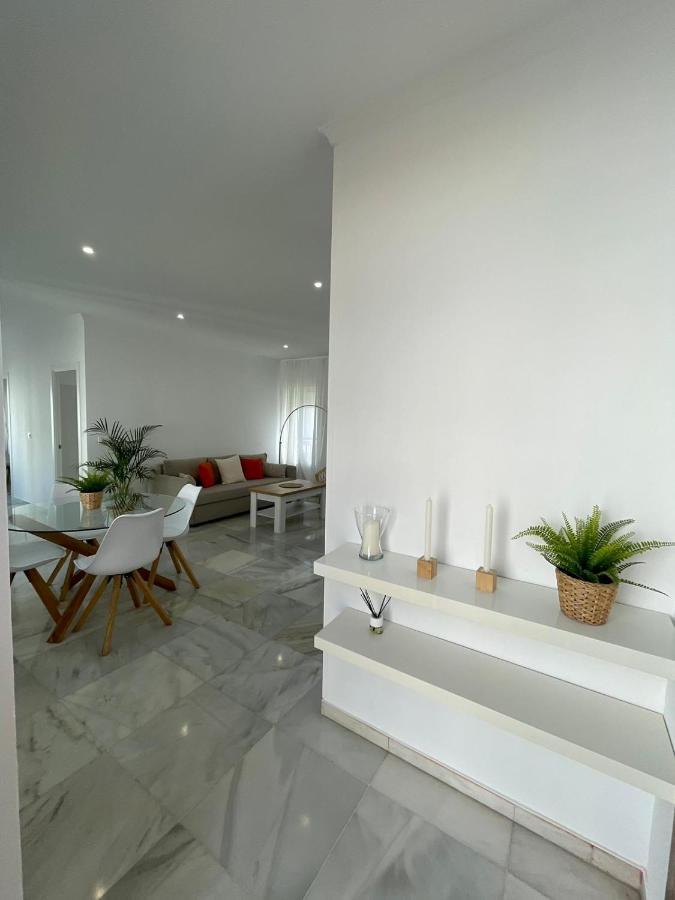 Apartamentos La Reina 아르코스델라프론테라 외부 사진