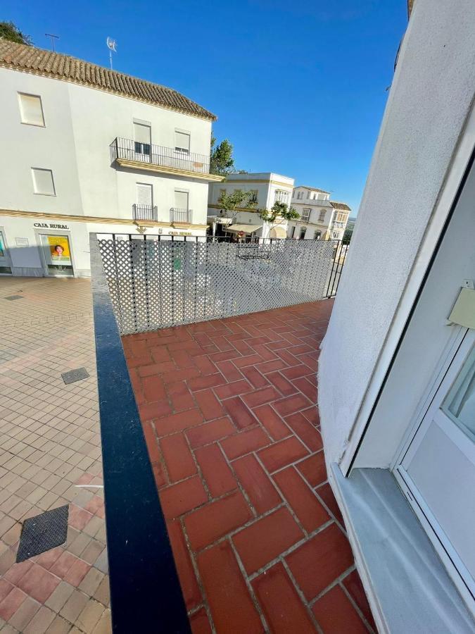 Apartamentos La Reina 아르코스델라프론테라 외부 사진